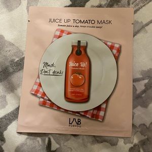 2/10 beauty! Lab for you tomato juice mask